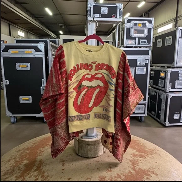 STONES CREWNECK Band T with KANTHA SLEEVES Boho Handmade, Festival 🌸 One Size - Picture 1 of 3